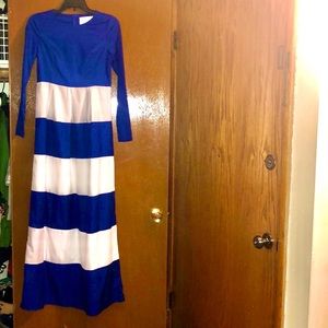 MAXI DRESS🔴ENTIRE CLOSET SALE BEAUTIFUL FIT